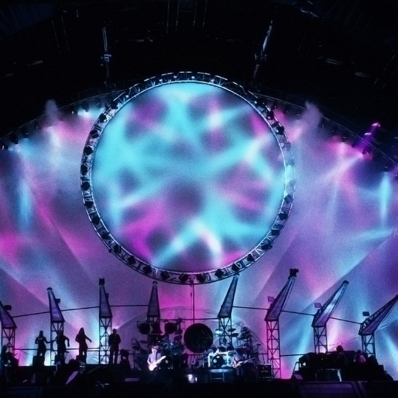 Meet your Posher, Viorala - Picture 1 of 1